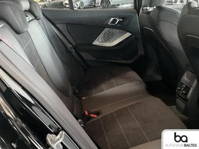 BMW 120 (2025) - Photo 8