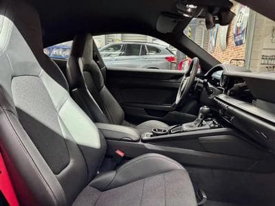 Porsche 911 (2024) - Photo 8