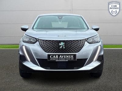 PEUGEOT 2008 e-2008 136ch Active (2021) - Photo 3