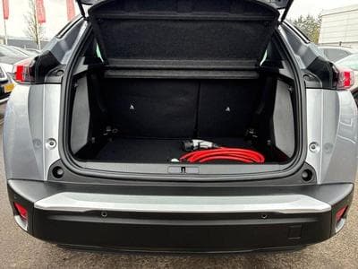 PEUGEOT 2008 e-2008 136ch Active (2021) - Photo 8