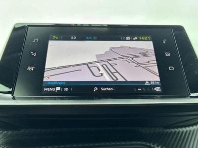 PEUGEOT 2008 e-2008 136ch Active (2021) - Photo 9