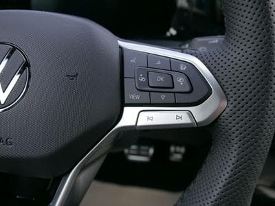 VW Golf Variant R-Line (2026) - Photo 12