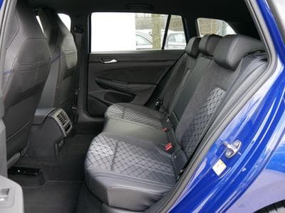 VW Golf Variant R-Line (2026) - Photo 7