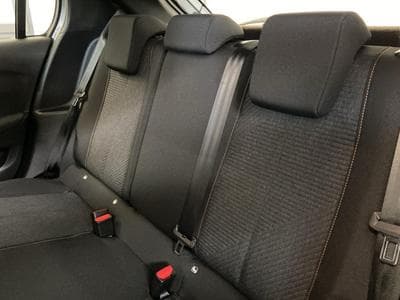 Peugeot 208 1.2 PureTech Style LED Tempomat SHZ PDC Touch (2025) - Photo 11