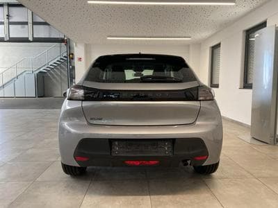 Peugeot 208 1.2 PureTech Style LED Tempomat SHZ PDC Touch (2025) - Photo 3