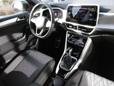 VW T-Roc Move 1.5 TSI (2025) - Photo 10