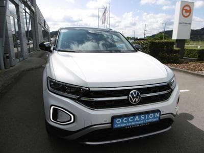 VW T-Roc Style 1.5 TSI (2024) - Photo 12
