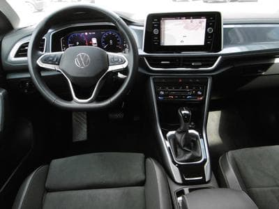 VW T-Roc Style 1.5 TSI (2024) - Photo 4