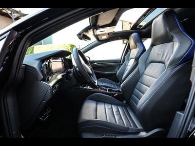 VW Golf R 8.5 2.0 TSI 4MOTION BLACK EDITION – WARRANTY 07/2028 (2025) - Photo 10
