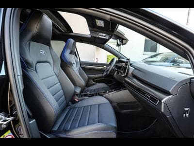 VW Golf R 8.5 2.0 TSI 4MOTION BLACK EDITION – WARRANTY 07/2028 (2025) - Foto 12