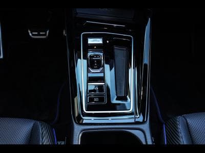 VW Golf R 8.5 2.0 TSI 4MOTION BLACK EDITION – WARRANTY 07/2028 (2025) - Photo 13