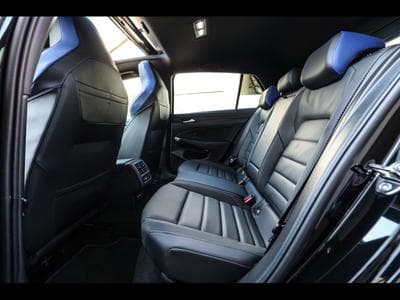 VW Golf R 8.5 2.0 TSI 4MOTION BLACK EDITION – WARRANTY 07/2028 (2025) - Photo 14