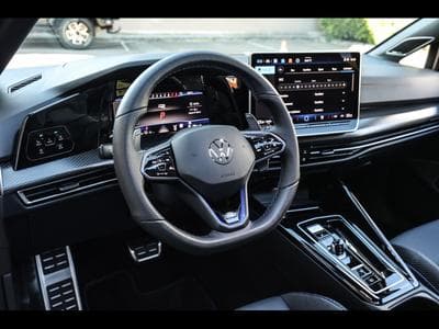 VW Golf R 8.5 2.0 TSI 4MOTION BLACK EDITION – WARRANTY 07/2028 (2025) - Foto 9