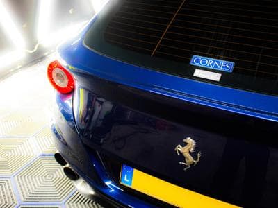 Ferrari FF 6.3 V12 (2011) - Photo 8