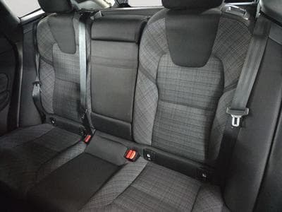 Volvo XC60 B4 Core / Diesel (2023) - Photo 13