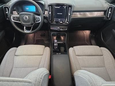 Volvo EX40 Extended Range Plus Electrique (2025) - Photo 10