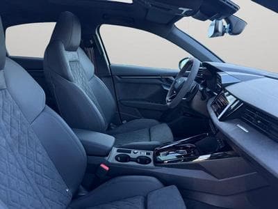 Audi RS3 Facelift 2.5L TFSI QUATTRO / Limousine / Essence (2026) - Photo 10