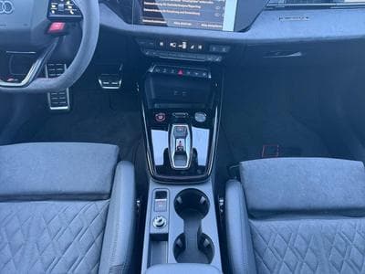 Audi RS3 Facelift 2.5L TFSI QUATTRO / Limousine / Essence (2026) - Photo 13