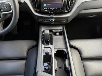 Volvo XC60 T6 Core Bright / Hybride (2023) - Photo 11