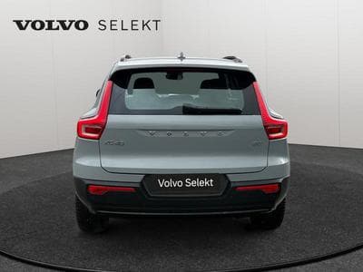 Volvo XC40 B3 Plus Dark / Essence (2025) - Photo 6