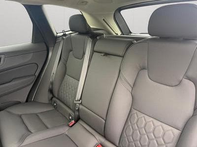 Volvo XC60 Facelift T6 Plus Dark / Hybride (2025) - Photo 13