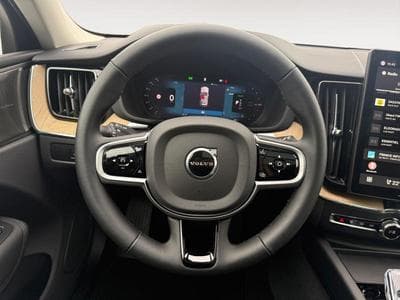 Volvo XC60 Facelift T6 Plus Dark / Hybride (2025) - Photo 12