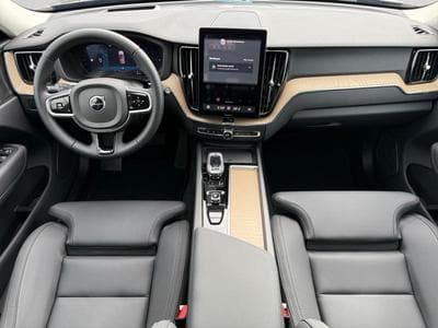 Volvo XC60 Facelift T6 Plus Dark / Hybride (2025) - Photo 10