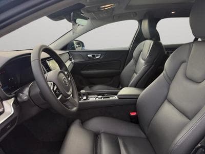 Volvo V60 B5 AWD / Essence (2023) - Photo 10