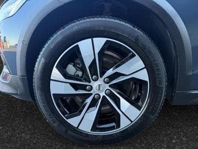 Volvo V60 B5 AWD / Essence (2023) - Photo 14