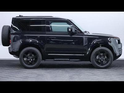 Land-Rover Defender 90 D200 S Auto (2023) - Foto 3