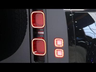 Land-Rover Defender 90 D200 S Auto (2023) - Foto 8