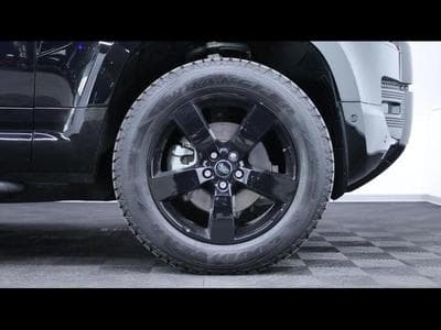 Land-Rover Defender 90 D200 S Auto (2023) - Foto 9