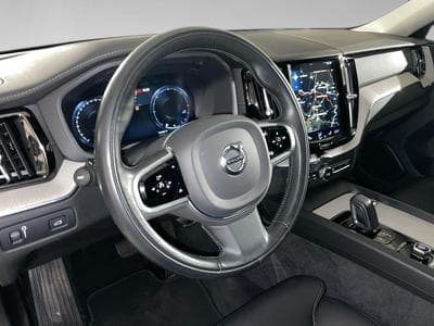Volvo XC60 2.0 Inscription B4 AWD (2020) - Photo 8