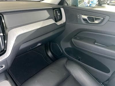 Volvo XC60 2.0 Inscription B4 AWD (2020) - Photo 9