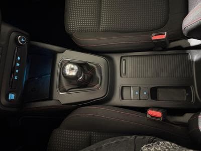 Ford Focus 1.0 ST-Line (2023) - Photo 10