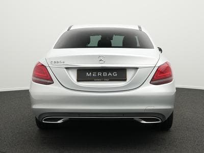 Mercedes C 220 d Avantgarde (2018) - Foto 4