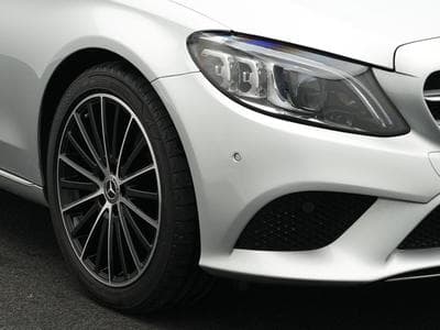 Mercedes C 220 d Avantgarde (2018) - Foto 9