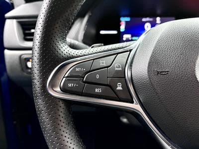 Renault Captur 1.3 TCE 160 CV TECHNO **Caméra** Sièges Chauff.** ACC ** (2025) - Photo 8