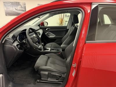 Audi Q3 S line 45 TFSIe 245 CV / 180 kW S tronic (2023) - Photo 3