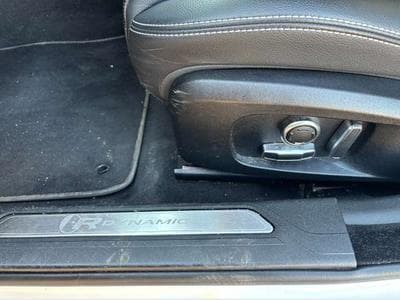 Jaguar XE D200 AWD Aut R-Dynamic SE-JUSQU'A 48 MOIS GARANTIE (2021) - Photo 8