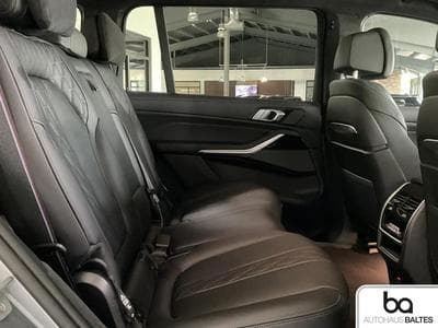 BMW X7 (2025) - Photo 8