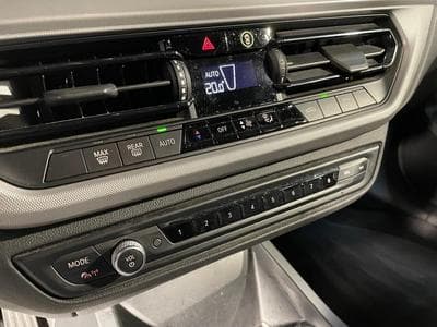 BMW 118 150 CV BUSINESS GPS CARPLAY (2020) - Photo 7