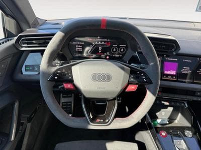 Audi RS3 Limousine / Essence (2026) - Photo 14