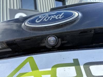 Ford Kuga 2.0 TDCI 150 CV TITANIUM (2018) - Photo 6