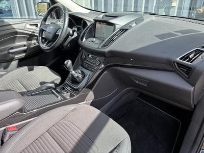 Ford Kuga 2.0 TDCI 150 CV TITANIUM (2018) - Photo 7