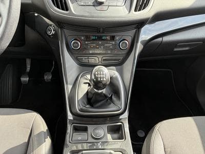 Ford Kuga 2.0 TDCI 150 CV TITANIUM (2018) - Photo 9