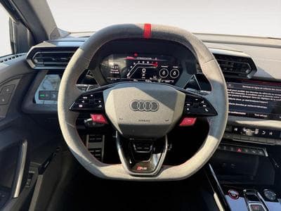 Audi RS3 Limousine / Essence (2026) - Photo 14