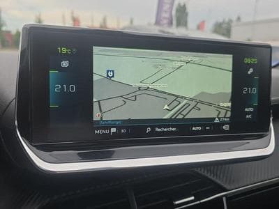 PEUGEOT 208 e-208 136ch GT (2021) - Photo 5