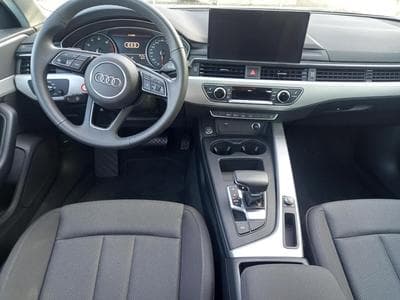 Audi A4 Avant 35 TFSI (2024) - Photo 7