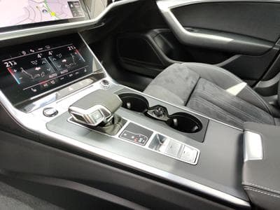 Audi A6 Avant S-line 50 (2024) - Photo 13